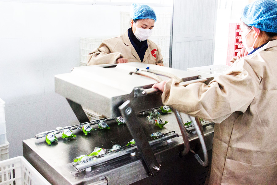 生產(chǎn)車(chē)間2.jpg 生產(chǎn)車(chē)間2.jpg